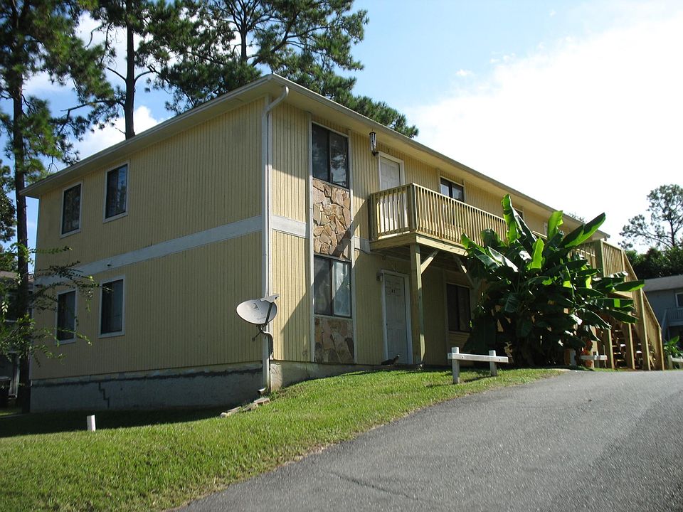 1st image of 285A Dixie Dr #1