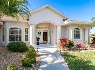 36 Pine Valley Ln, Rotonda West, FL 33947