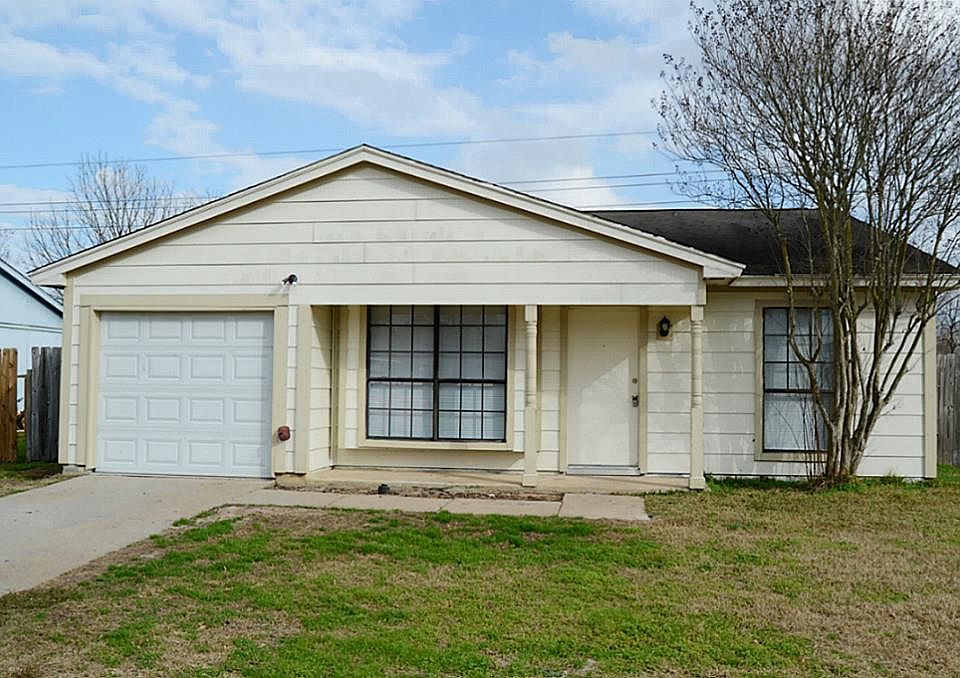 1st image of 17506 Bullis Gap Dr
