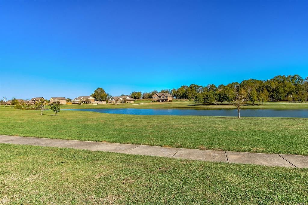 124 Waterscapes Dr, Pike Road, AL 36064 Zillow