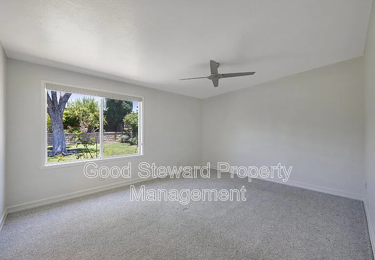 20251 Avenida Del Norte — Photo 22