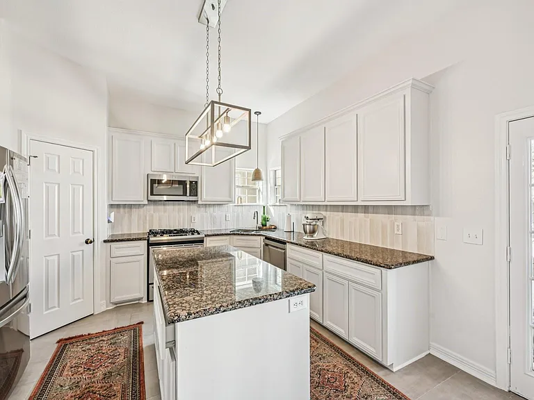 5736 Petty St — Photo 25