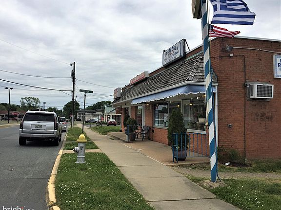 3rd image of 2024 Augustine Ave