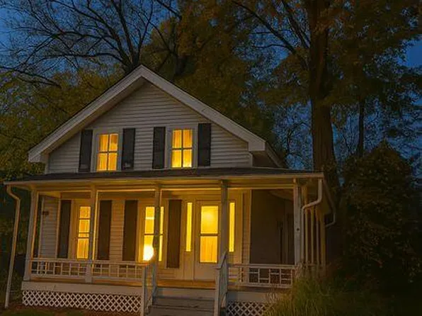 914 W Maumee St, Adrian, MI 49221