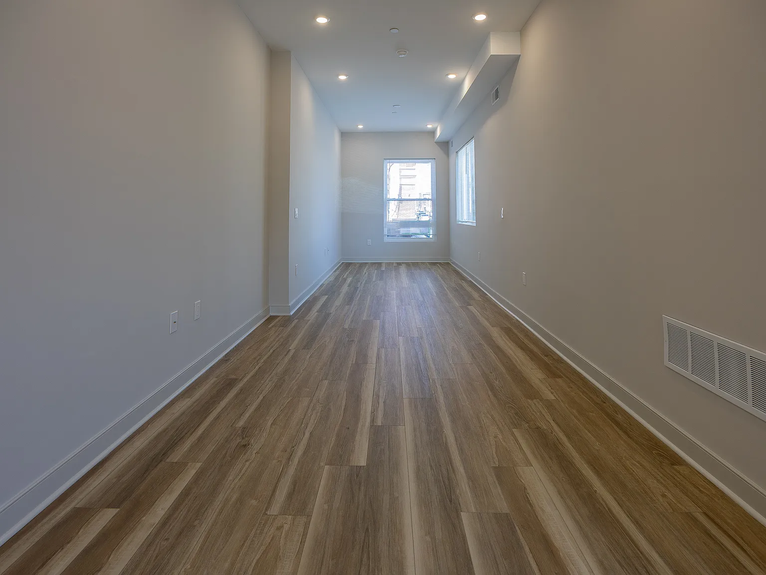 2602 Wharton St — Photo 4