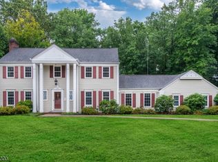 15 Vanderpool Dr, Morristown, NJ 07960