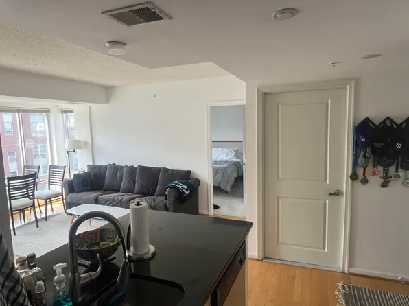 1225 13th St NW APT 713, Washington, DC 20005