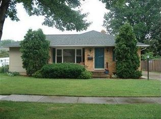 7064 Maplewood Rd, Parma Heights, OH 44130