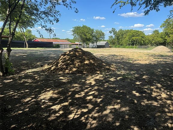 2nd image of 1160 Rodeo Center Blvd