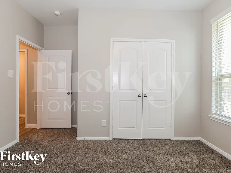 14221 Rainier Peak Xing — Photo 11