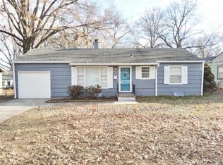 8927 E 74th St, Raytown, MO 64133