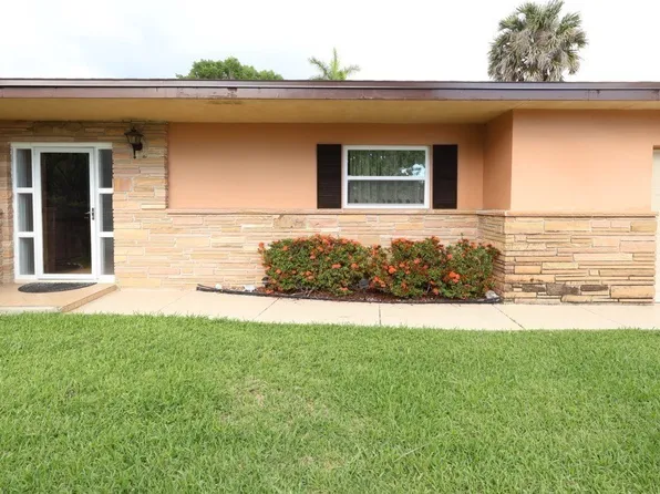 5227 Glade Ct, Cape Coral, FL 33904