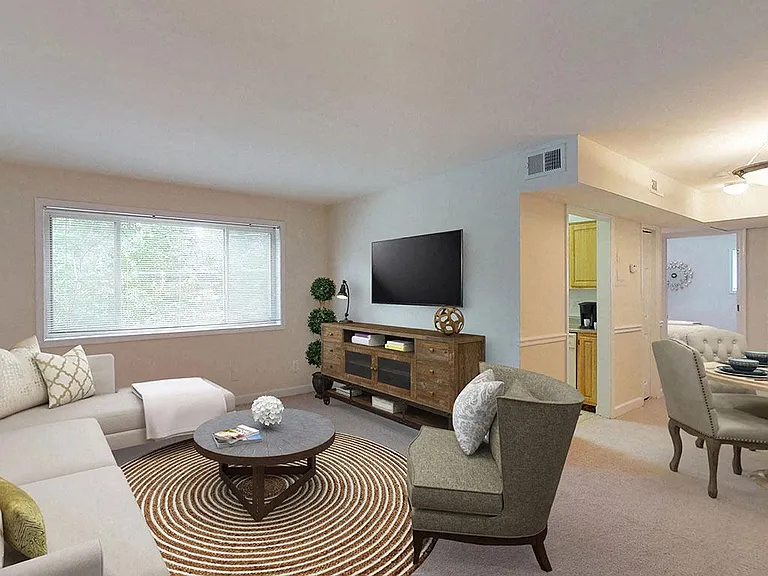 Woodlee Terrace Apartments — Photo 16