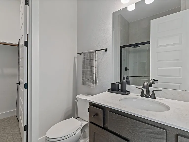 7327 Sunny Oak Ln — Photo 31