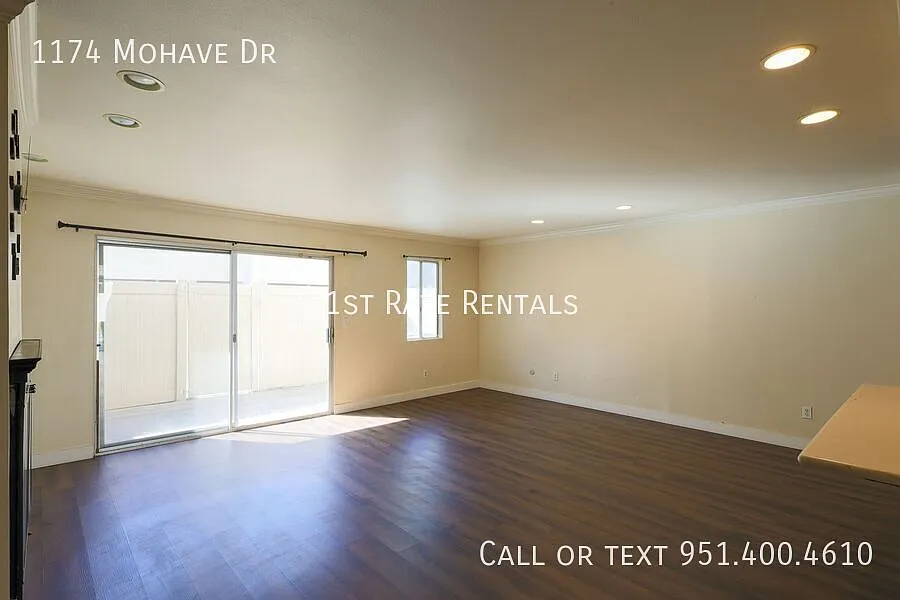 Wonderful Two Bedroom Condo! — Photo 2
