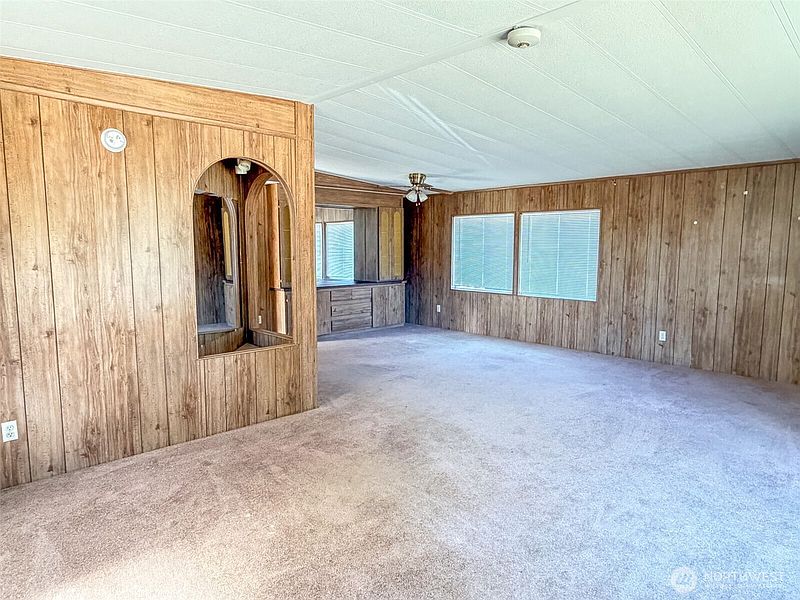 3rd image of 611 Cedar Drive #77