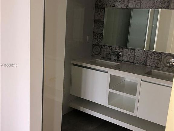 4th image of 3530 Mystic Pointe Dr APT 1010