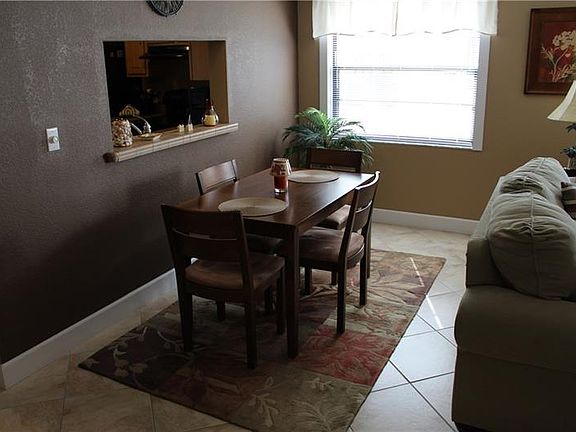 5th image of 2431 Bayshore Gardens Pkwy APT 20