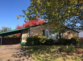 53 Woodshore West Old, Keyport, NJ 07735