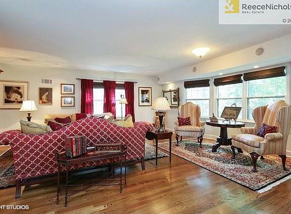 5th image of 1205 W 76th St