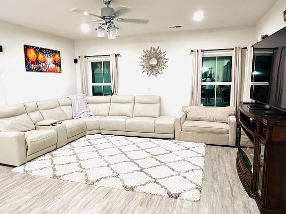 5th image of 12334 Smith Grove Ct