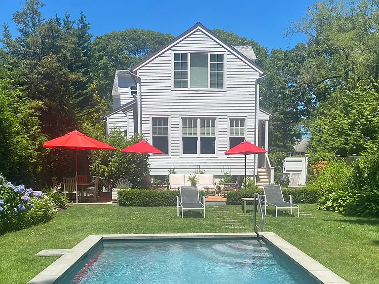 32 Franklin Ave — Photo 19