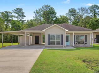 32430 Creek Pointe Dr, Denham Springs, LA 70726