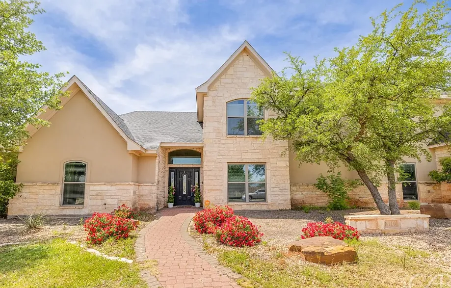 8110 Thompson Pkwy