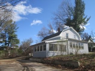 9 Roy Rd, Goffstown, NH 03045