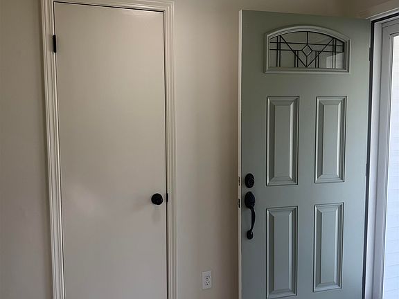 5th image of 110 Lancaster Rd