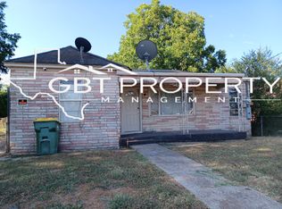 806 Park St, Marlin, TX 76661