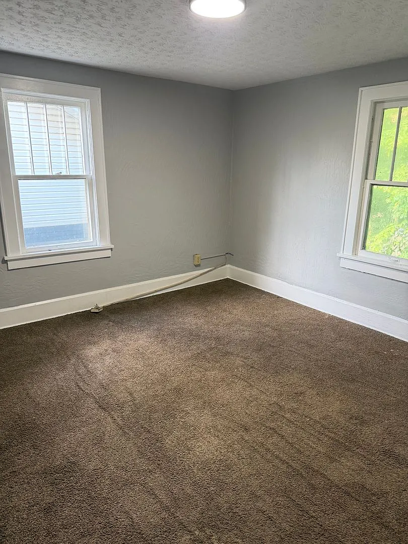 3 BR NE Canton House for Rent — Photo 4