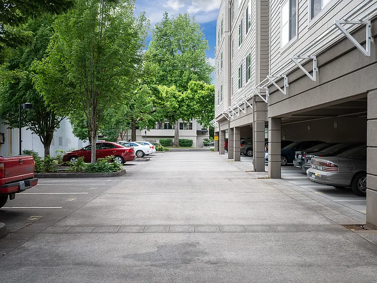 Buckman Heights — Photo 36