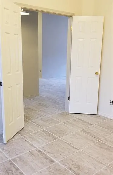 1812 Crown Pointe Blvd — Photo 6
