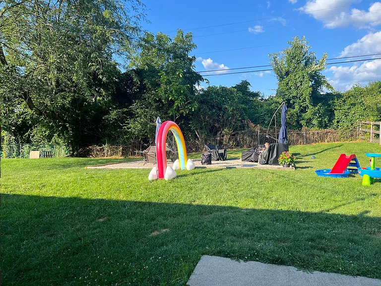 8442 Village Dr — Photo 15
