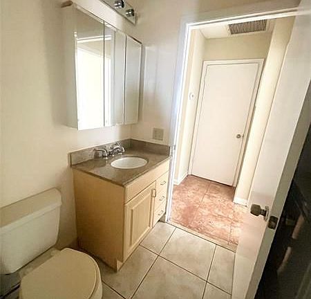 4th image of 4928 Alder Dr APT C