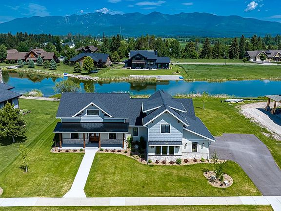 4th image of 3056 River Lakes Dr