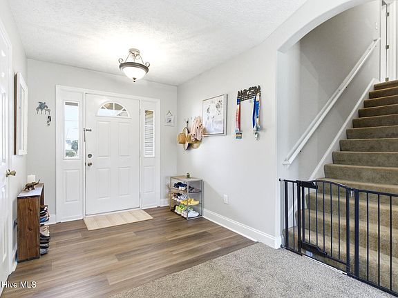 4th image of 104 Shady Side Lane