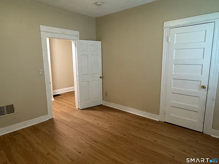 629 Colorado Ave — Photo 7