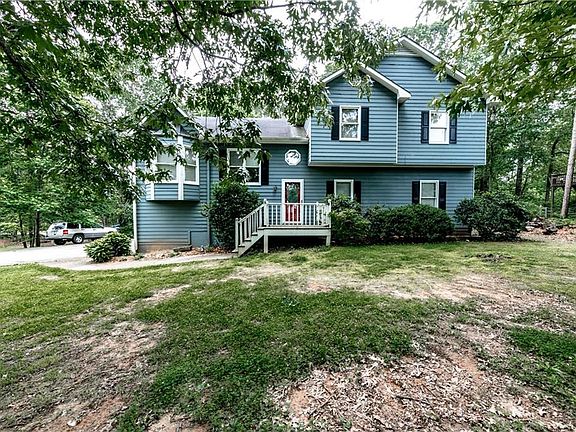 2nd image of 1905 Woodberry Ct