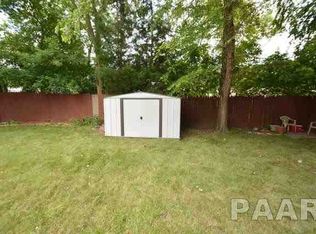 4026 W Creighton Ter, Peoria, IL 61615