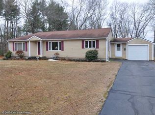 397 Green Hollow Rd, Killingly, CT 06239