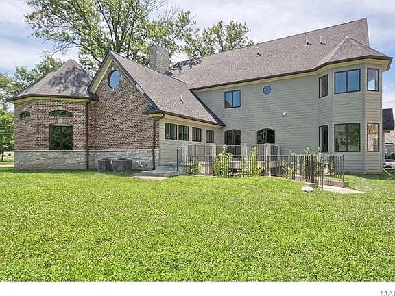 2nd image of 39 Auburndale Dr