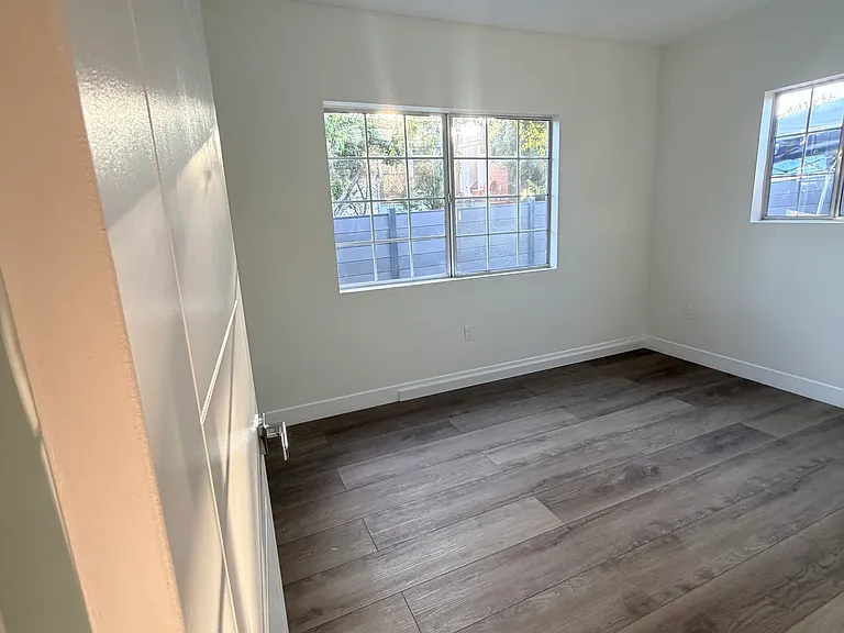 725 W California Ave #725 — Photo 12