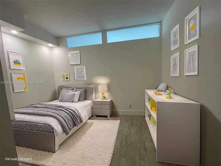 19390 Collins Ave #2 — Photo 13