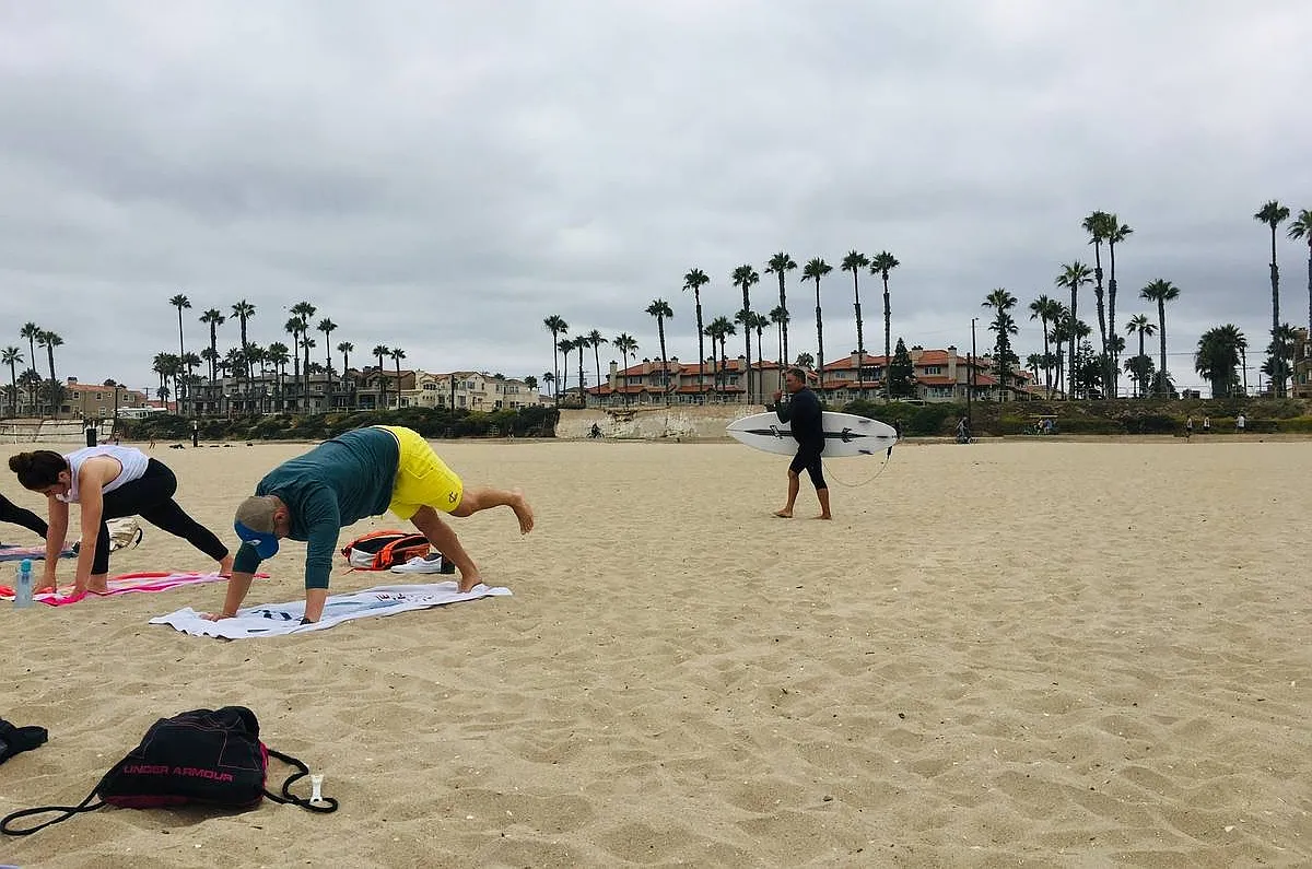 Pacific Coast Hwy, Huntington Beach — Photo 3