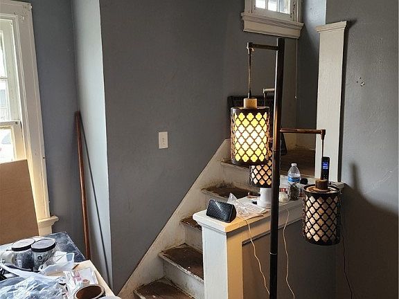 4th image of 2094 Auburn Ave #2092