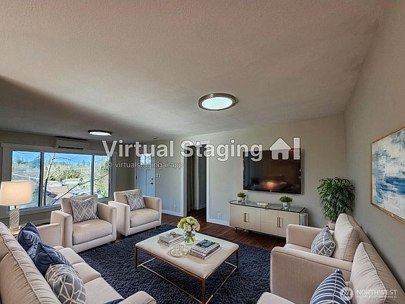 3rd image of 2914 Columbia Heights Road