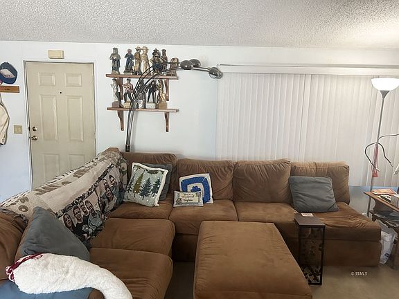 4th image of 102 Mason Rd