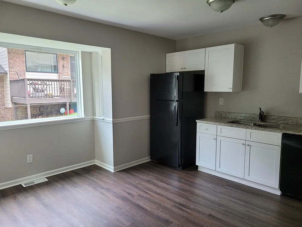 81 Hospital Rd — Photo 4